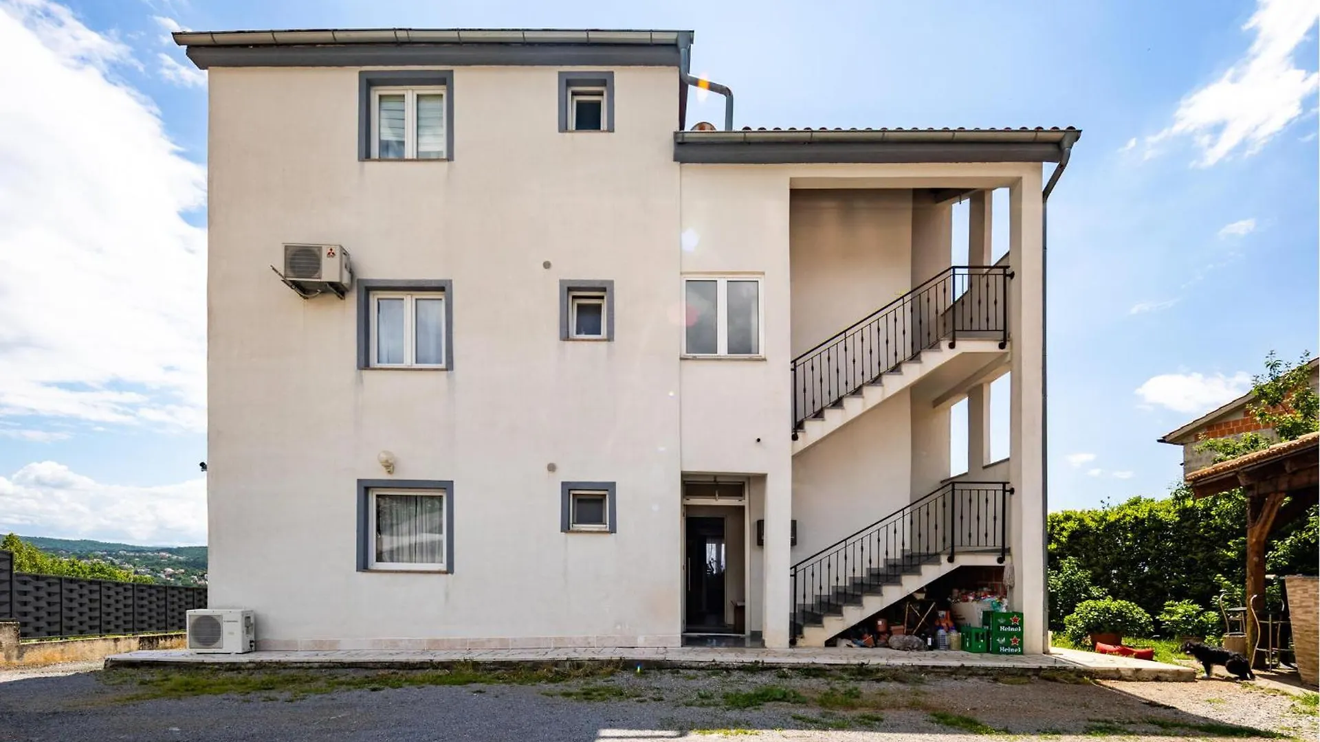 1 Bedroom Cozy Apartment In Kastav